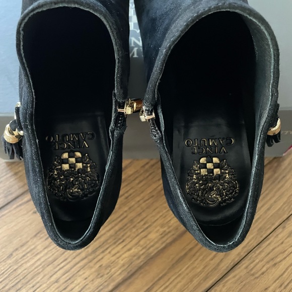 Vince Camuto Booties - Picture 3 of 4